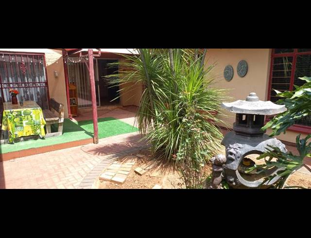 4 BEDROOM HOUSE FOR SALE IN GREENHILLS